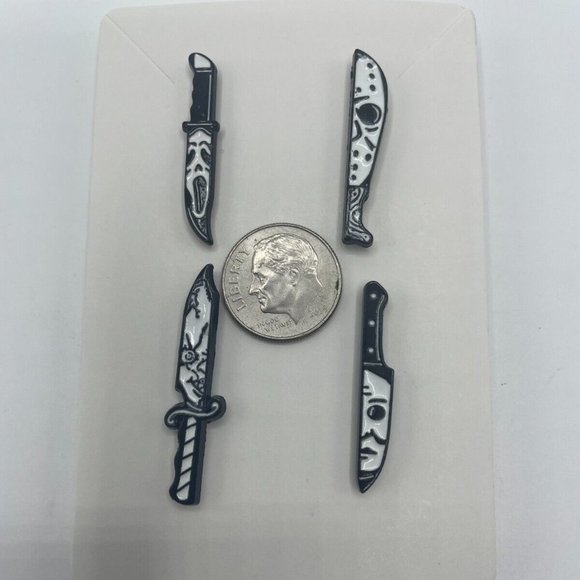 Halloween Horror Knife Pin Set of 4 Jason Vorhees Michael Myers Ghostface Chucky - Picture 2 of 2